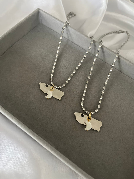 Boricua en la luna necklace - Dolché Jewelry
