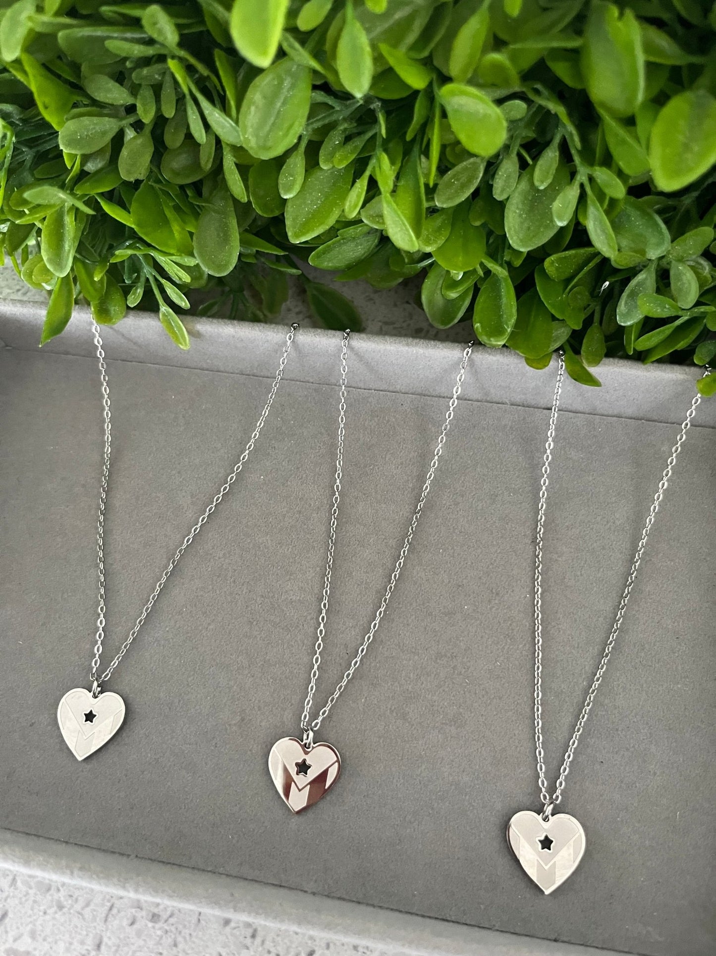 Corazon boricua necklace - Dolché Jewelry