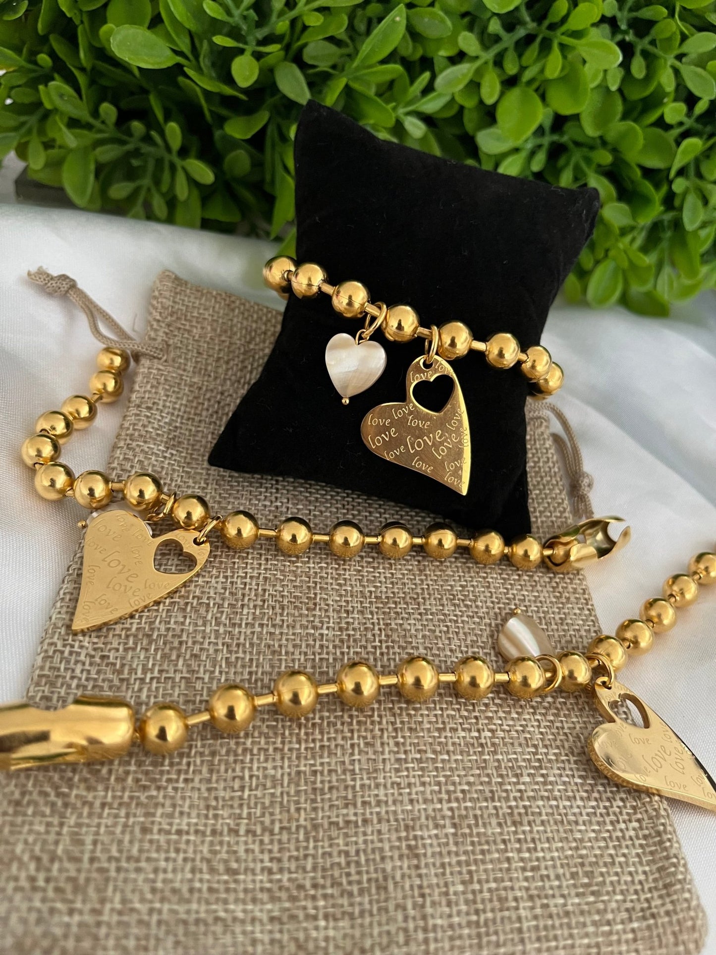 Gold heart chunky bracelet - Dolché Jewelry