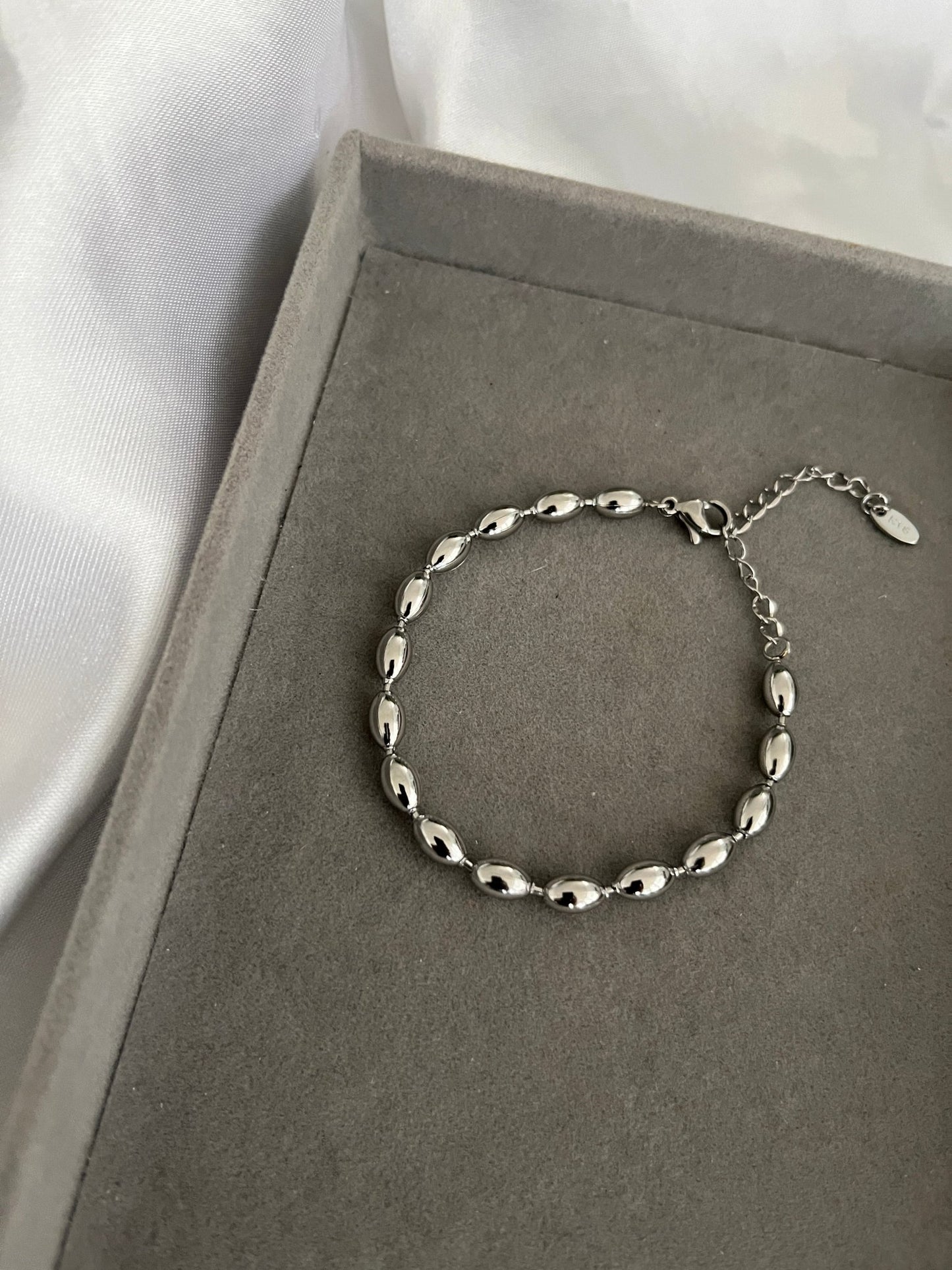 Oval silver bracelet - Dolché JewelryDolché Jewelry