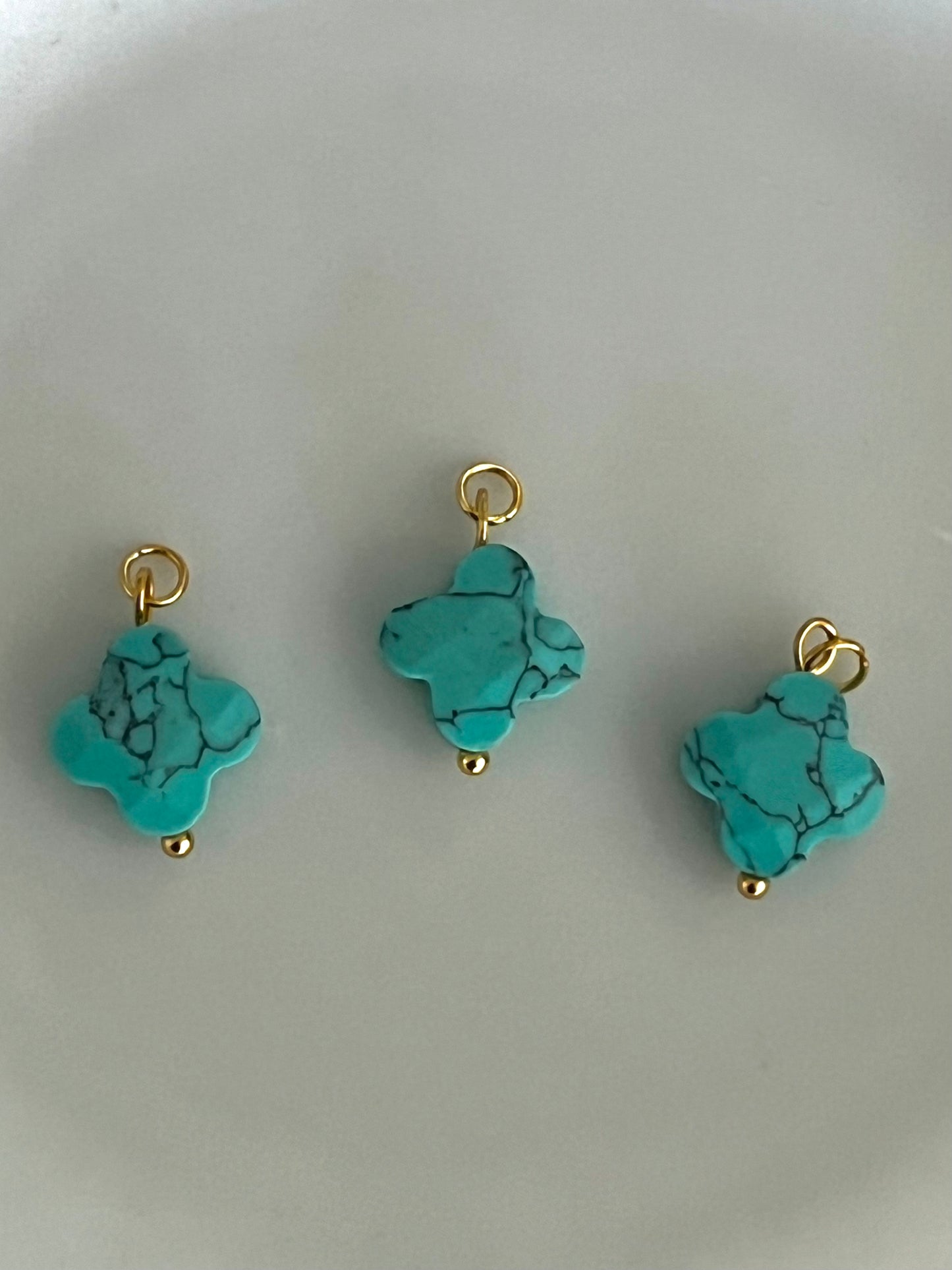 Turquoise trebol charm