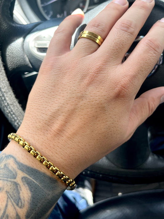 Axis gold ring - Dolché JewelryDolché Jewelry
