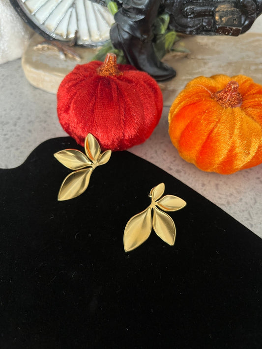 Golden Leaf Earrings - Dolché JewelryDolché Jewelry