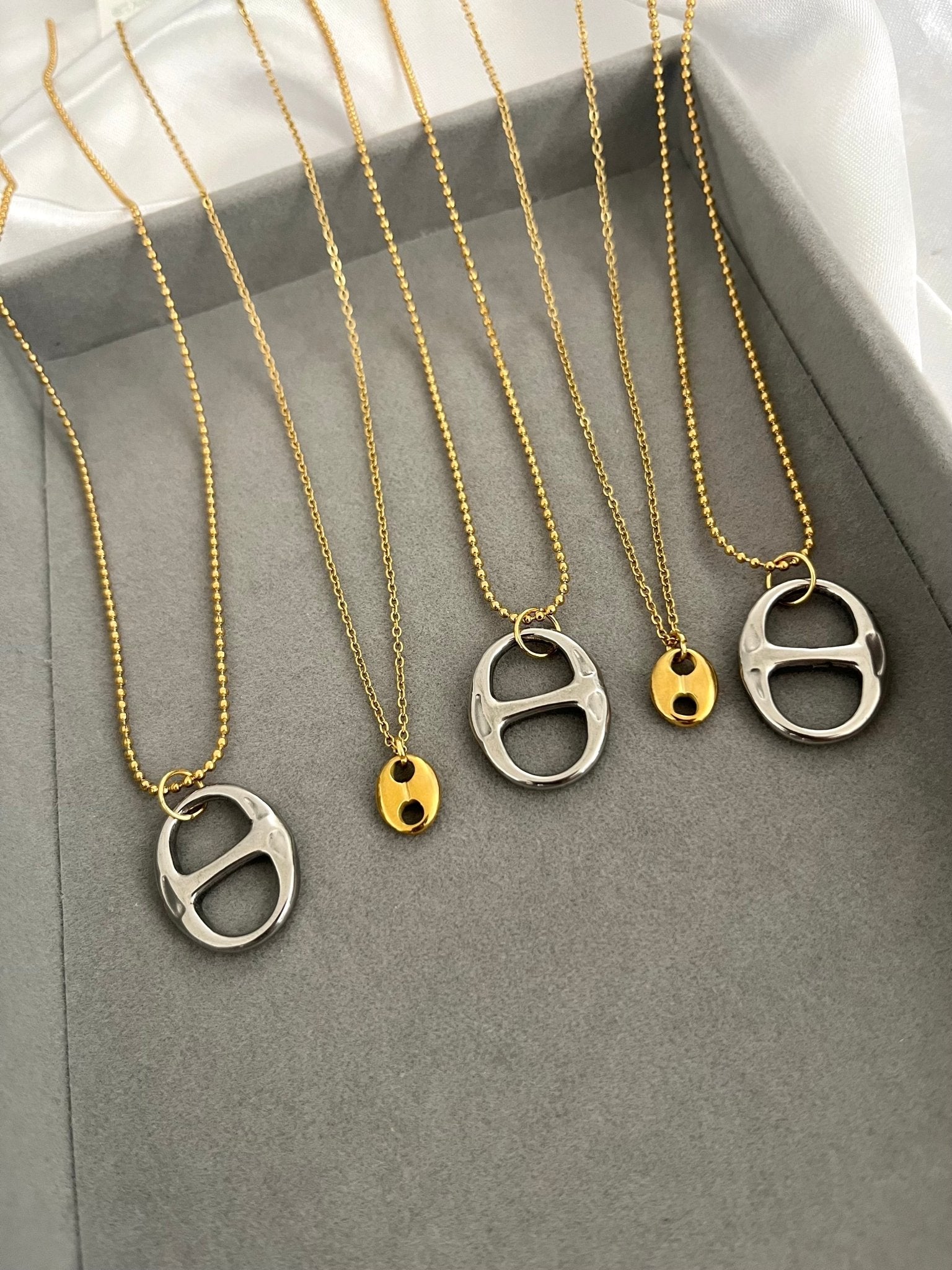 Oval necklaces - Dolché JewelryDolché Jewelry