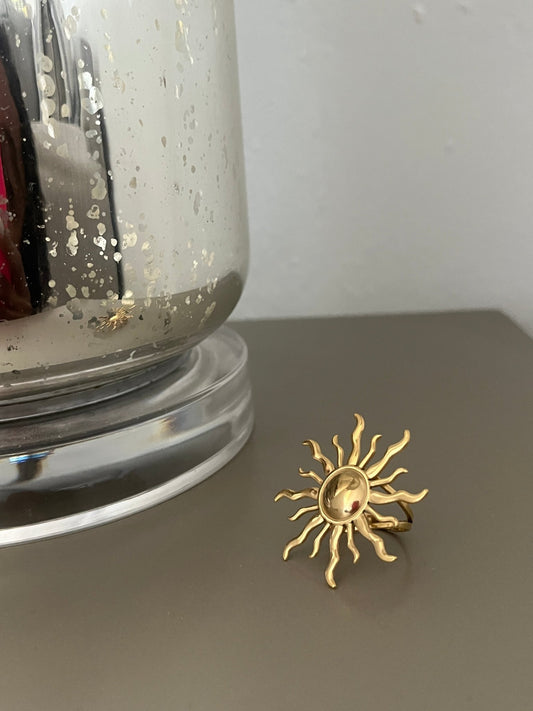 Retro sun ring - Dolché JewelryDolché Jewelry