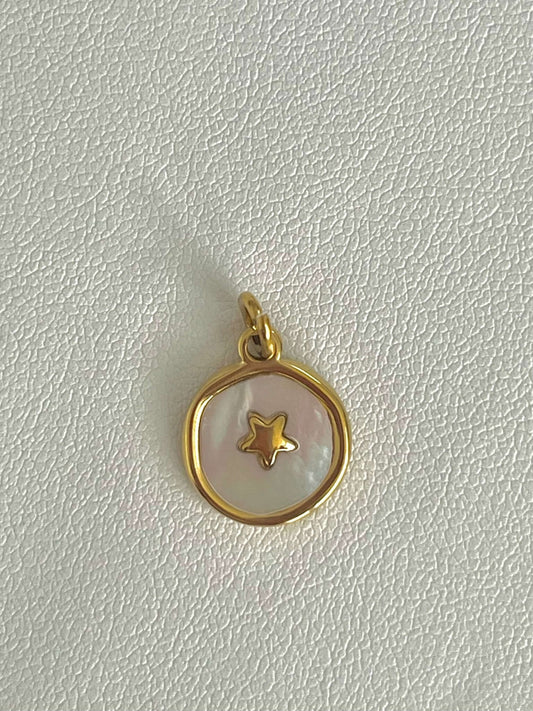 White star charm - Dolché JewelryDolché Jewelry